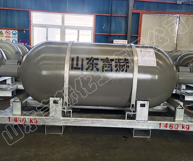 880L钢瓶装氯化氢气体